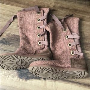 Light pink ugg boots